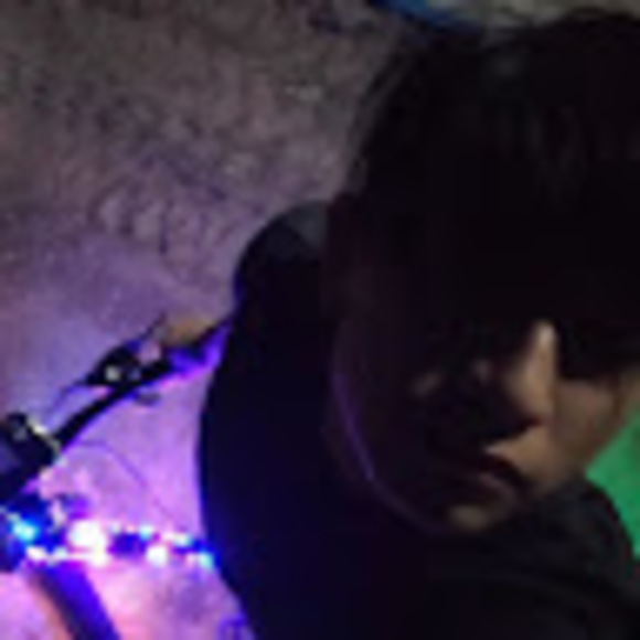 Meet your Posher, Daniel - Picture 1 of 1